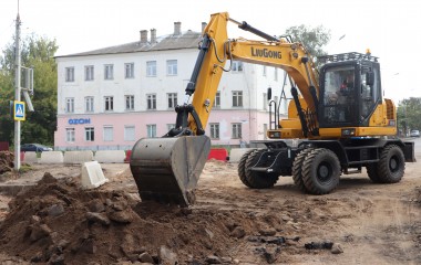 В Угличе - продолжается работа по реконструкции улично-дорожной сети.